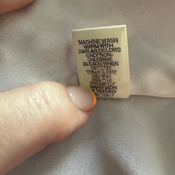 Victoria’s Secret Lavender Robe with Tie - Picture 6 of 7